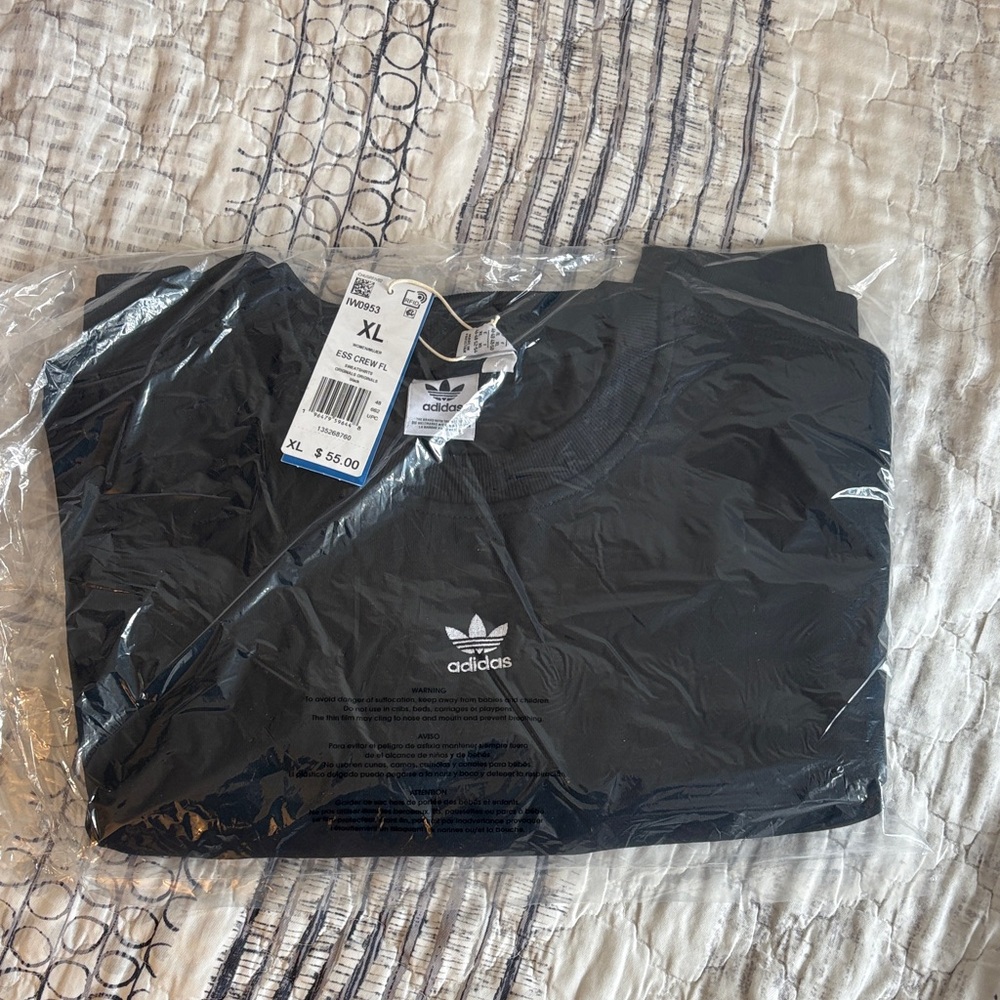 adidas Black oversized Sweatshirt